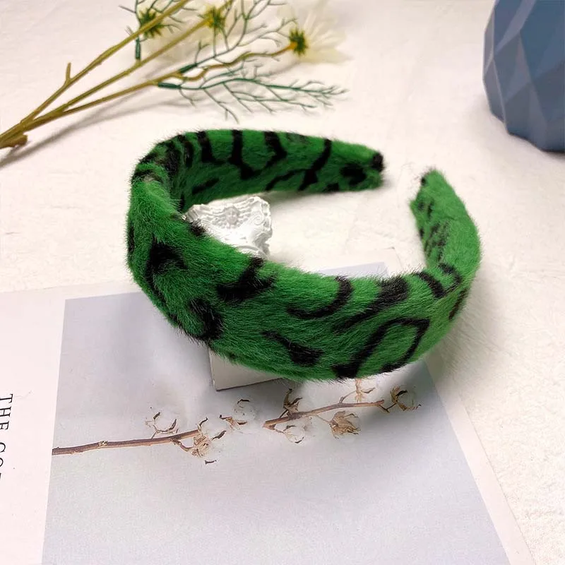 

Korean Leopard Plush Hairbands For Women Girls Candy Color Wide Animal Printed Faux Fur Headbands Hair Hoop Hair Accessories