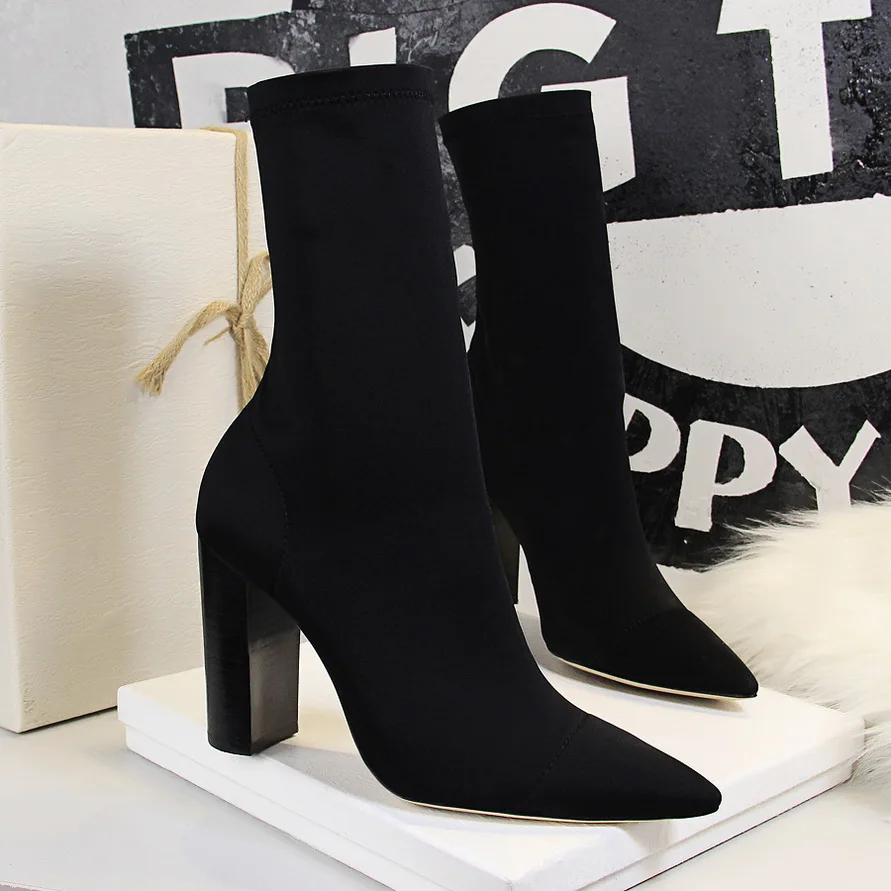 Сапоги до середины икры 2020 новые эластичные сапоги носки на массивном блочном