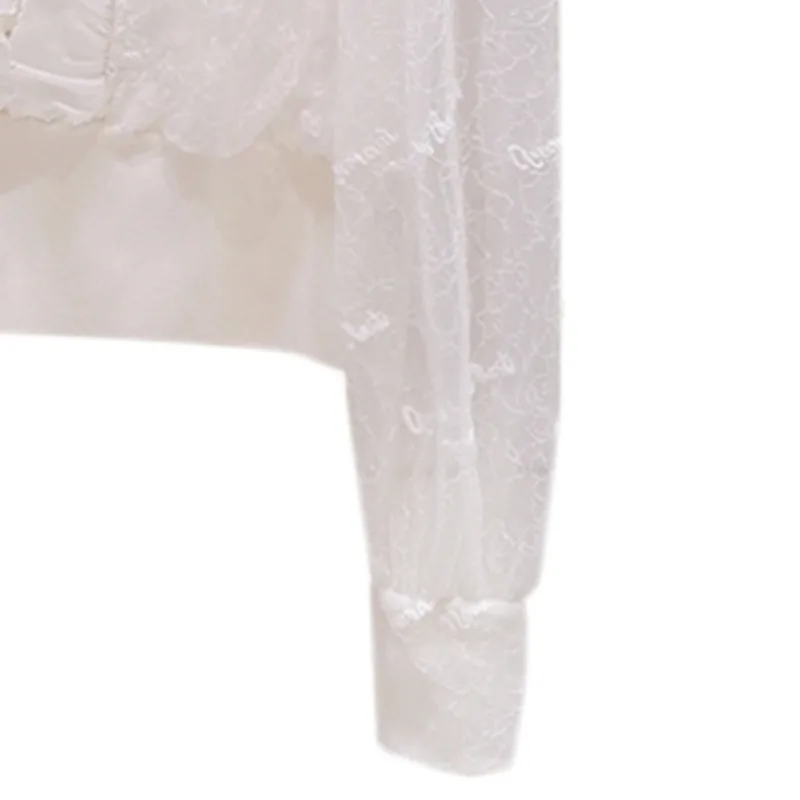 

GVUW Elegant Female Blouses Lace Chiffon Sweet Shirt With Ear Edge French White V-Neck For Women In Autumn Wholesale AI1409