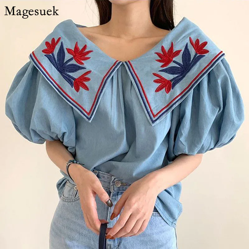 

Женская джинсовая рубашка, летняя свободная винтажная блузка в этническом стиле с цветочной вышивкой, с рукавами-фонариками и вырезом-лодо...