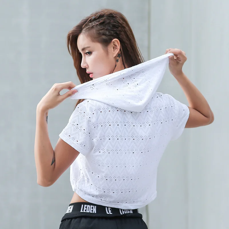 Женский укороченный топ для йоги черно белый Спортивный сетчатый с капюшоном и