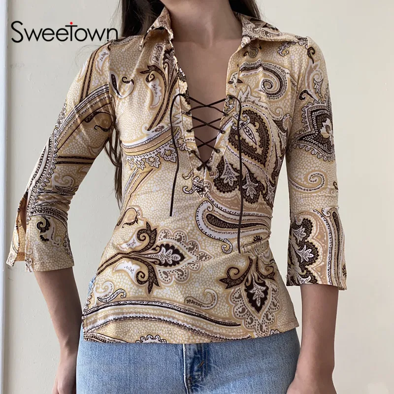 

Sweetown Vintage Floral Print Cute Flared Half Sleeve Autumn Tops Cross Lace Up V Neck Split Elegant Aesthetic Ladies T Shirts