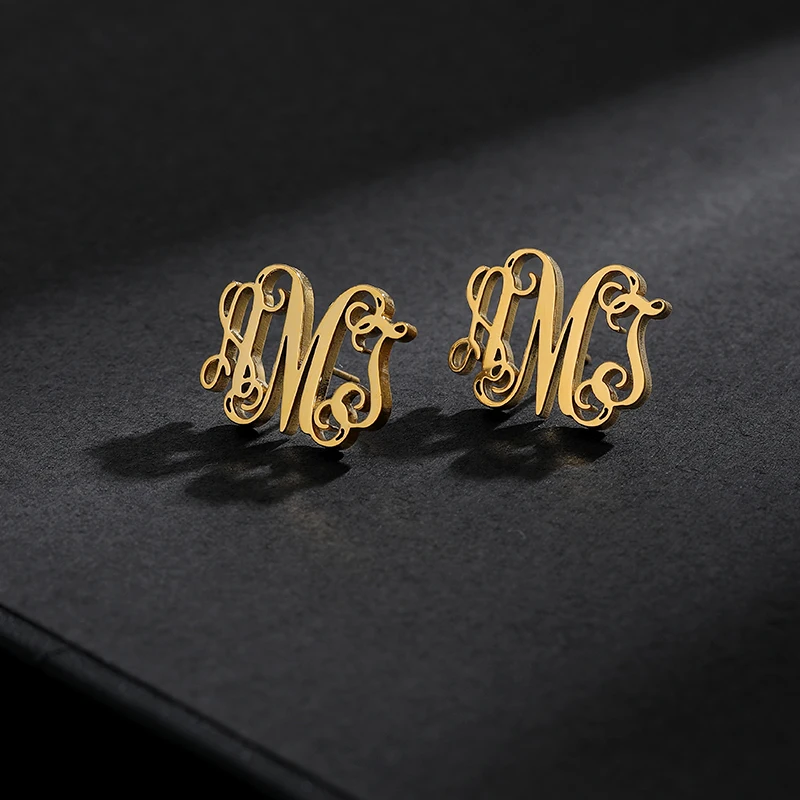 Серьги гвоздики с буквами на заказ серьги монограммой модные ювелирные изделия