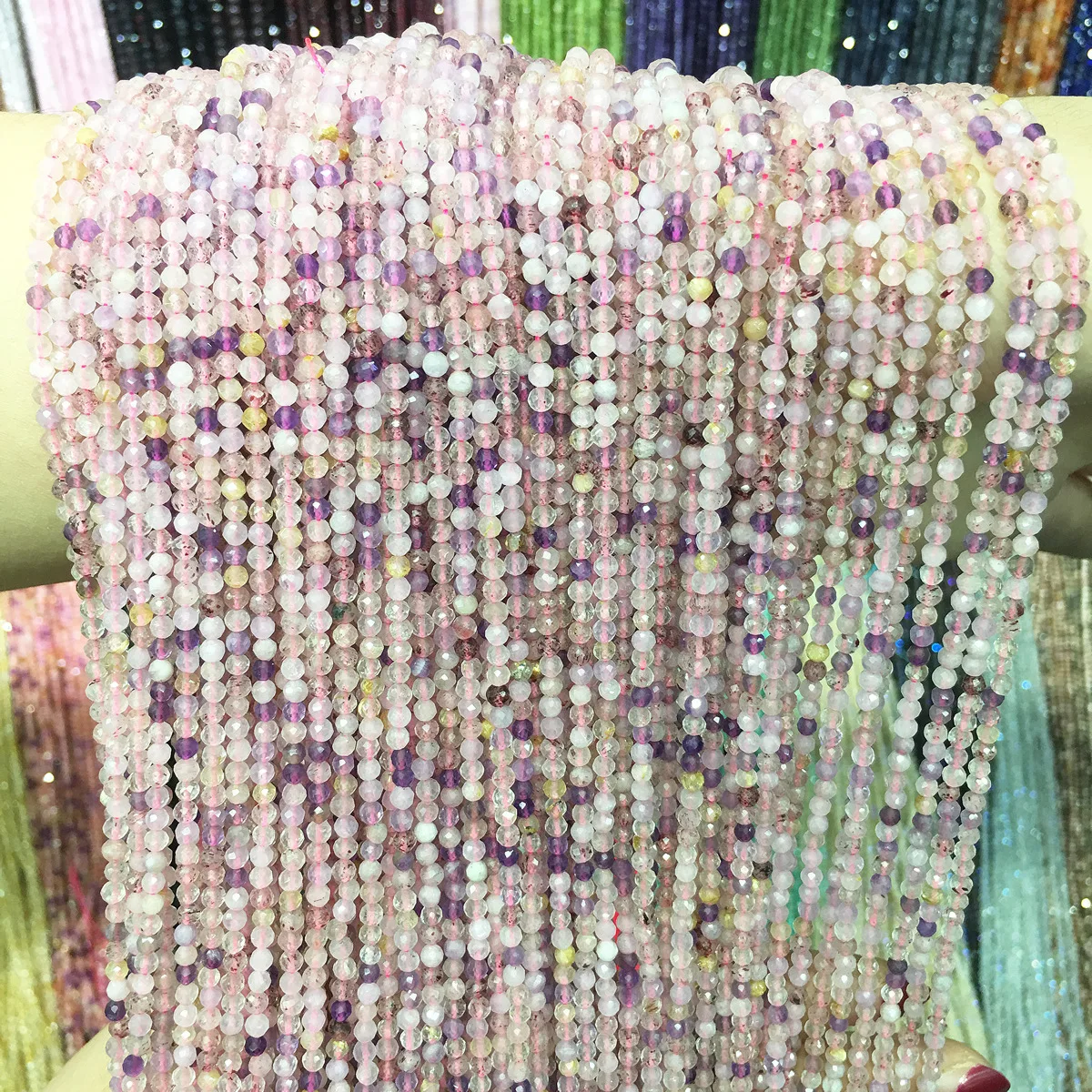 Граненые бусины с натуральным клубничным кристаллом 2 мм 3 граненые блестящие