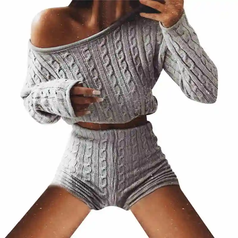 Женский трикотажный комплект из двух предметов укороченный топ с длинным