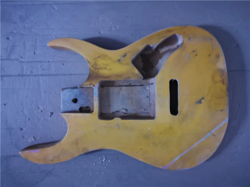 

Afanti Music DIY guitar DIY Electric guitar body (MW-418)