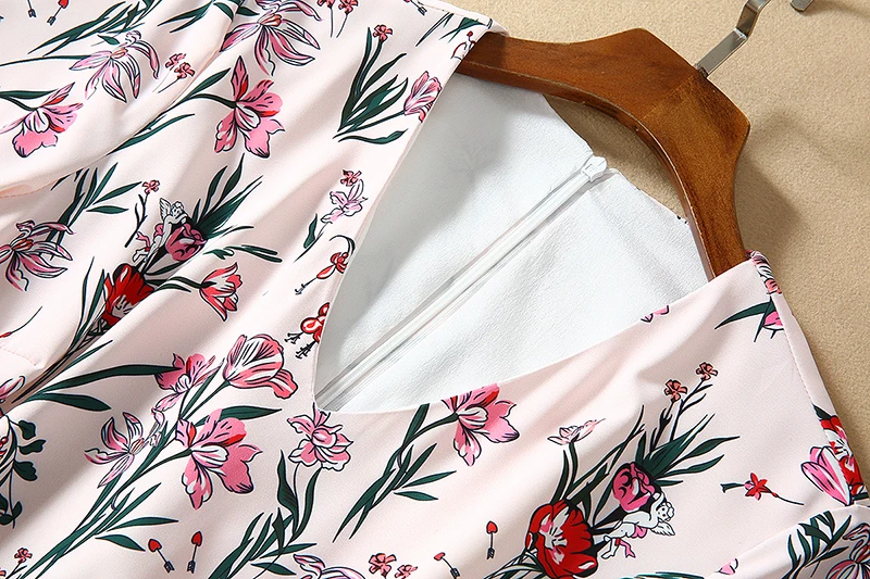 Модельное повседневное летнее платье MIUXIMAO 2023 женское винтажное с цветочным