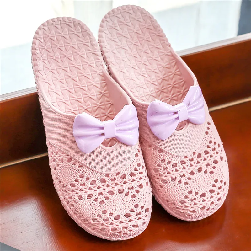 

Summer Clogs Ladies Baotou Slippers With Hollow Fashion Soft Bottom Hole Shoes Women Wear Beach Garden Sandals Jelly Slippers