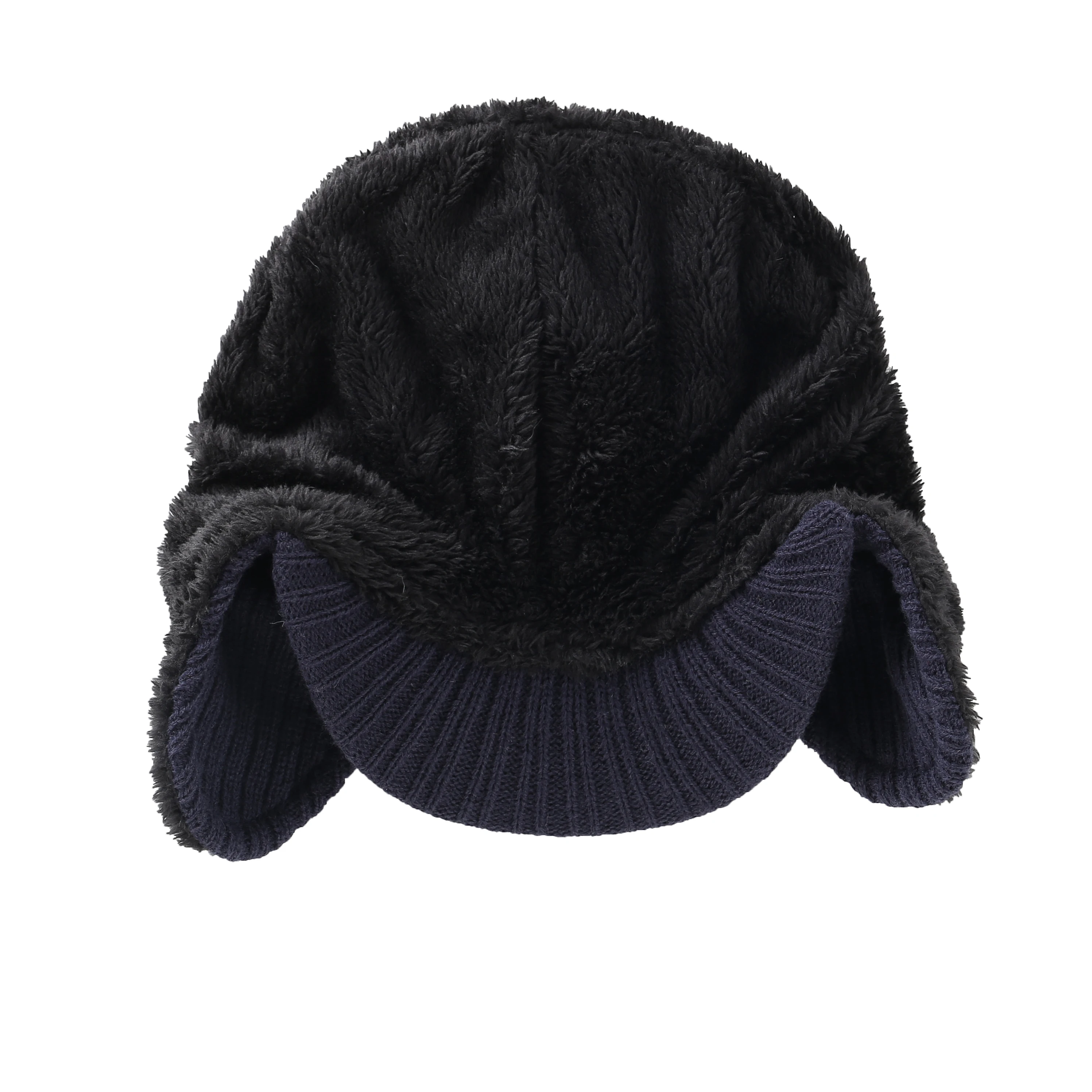 Мужская зимняя шапка с клапаном на ухе ветрозащитная козырьком мягкая теплая