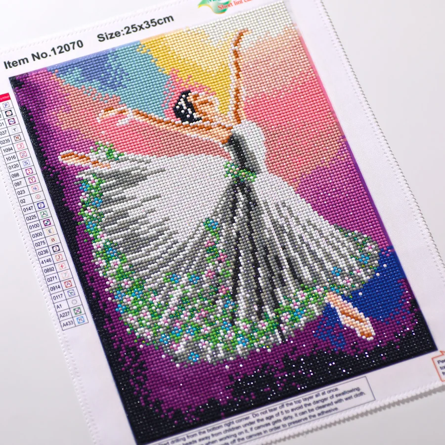 

DIY 5D Diamond Painting Character Dancing Girl Resin Cross Stitch Full Round Diamond Embroidery Mosaic Painting Home Decor