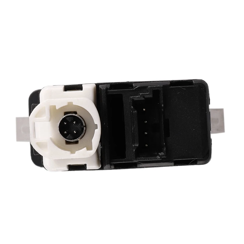 

Car USB AUX In Plug Auxiliary Input Socket Adapter for BMW E81 E87 E90 F10 F12 E70 X4 X5 X6