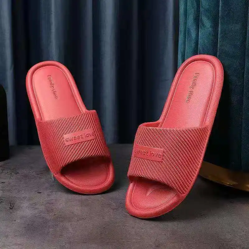 

New Summer Slippers Home Family Indoor Bathroom Couple Soft Non-Slip Flat Slippers Hot Sale