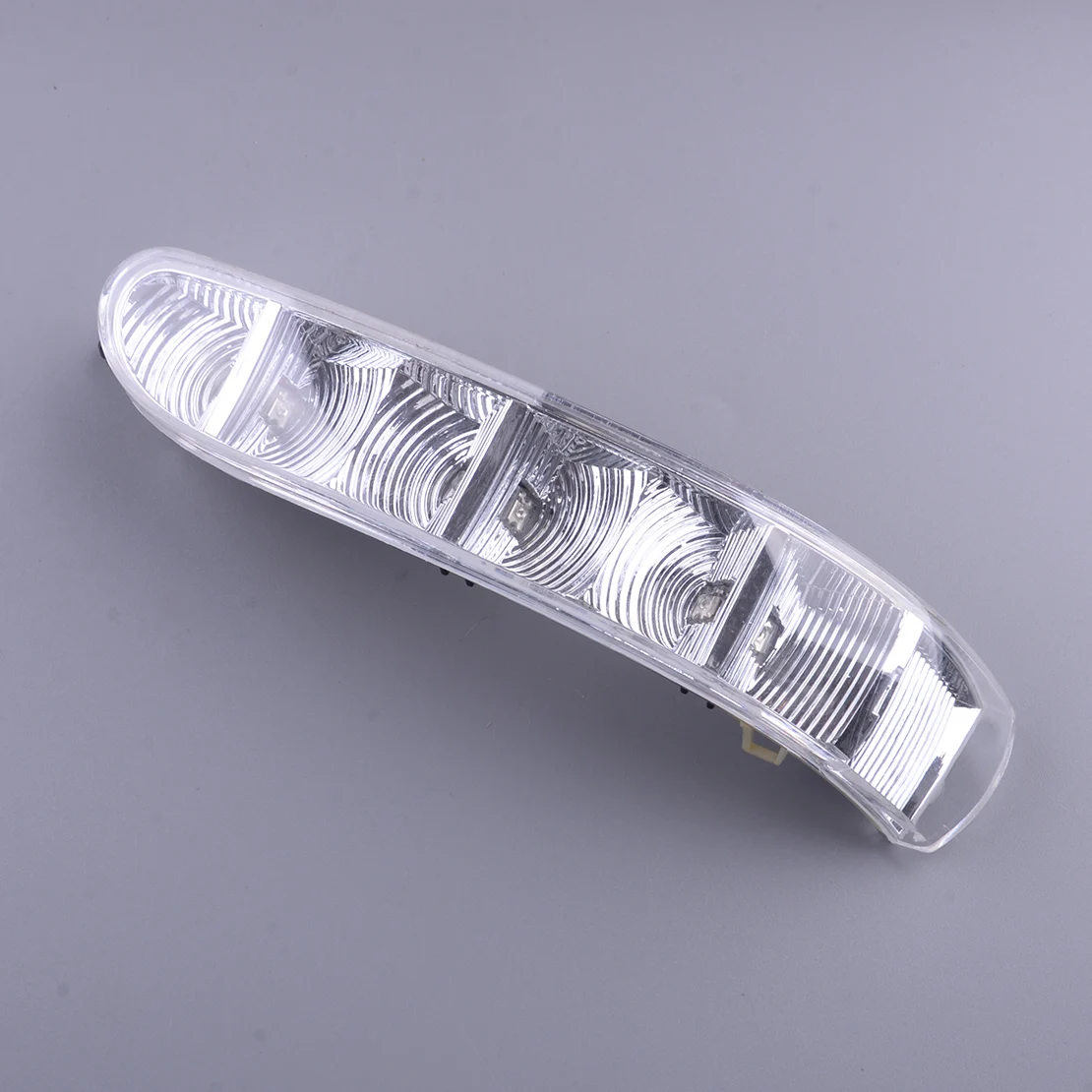 Дверной правый боковой 2208200621 зеркальный указатель поворота подходит для Mercedes Benz