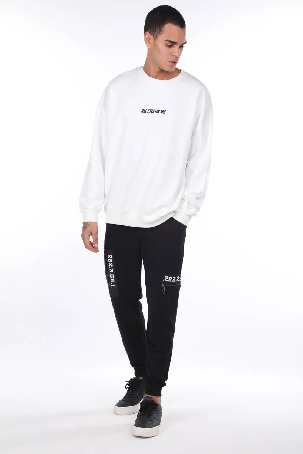 

Mens Tupac Printed White Crew Neck Sweatshirt