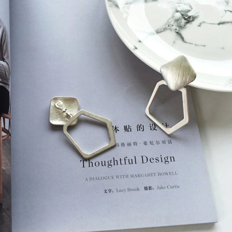 Увеличенные большие матовые золотые серебряные клипса геометрической формы На