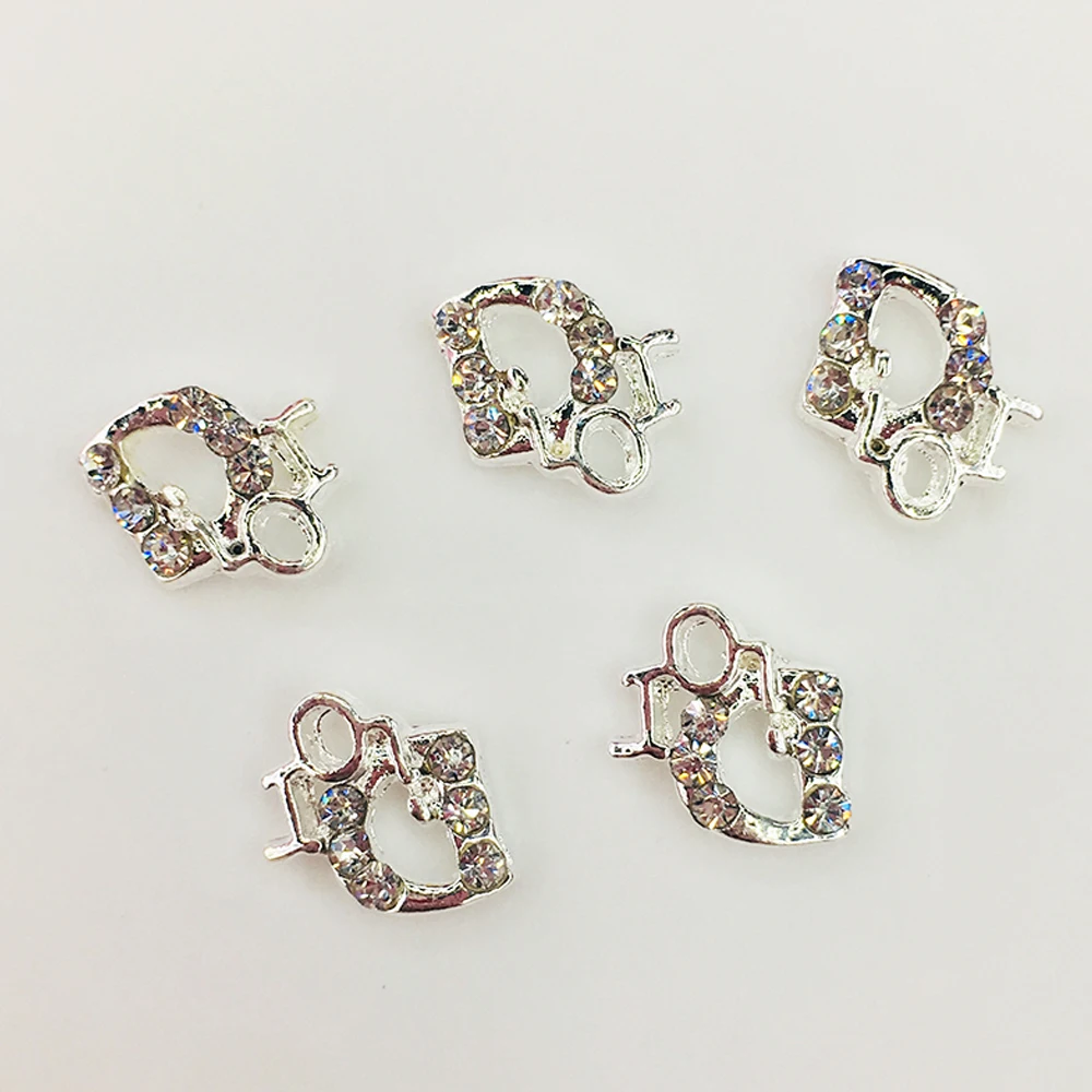 

Nail Art 10 Pieces Pack Flash Rhinestone Overlay Silver Butterfly 3D Design Nail Rhinestone Decoration Alloy Diamond Accessorie
