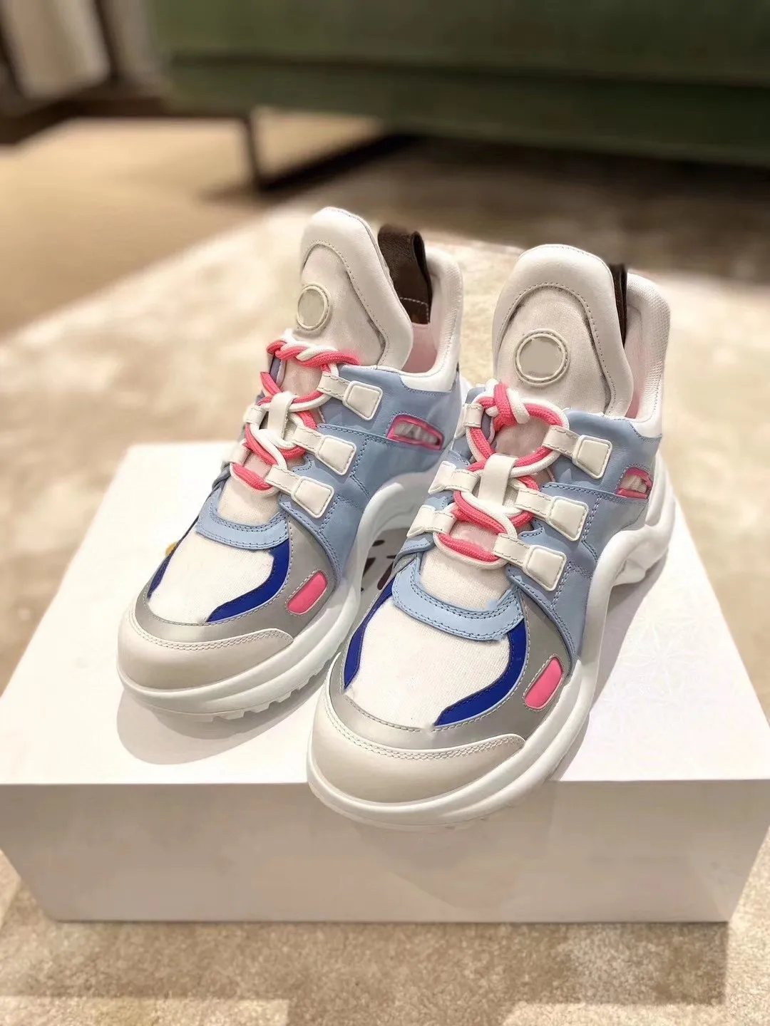 

Women Sneakers Fashion Chunky Shoes Thick Sole Female Mesh Lace Up Platform Vulcanize Shoes Casual Footwear White Walking Shoes