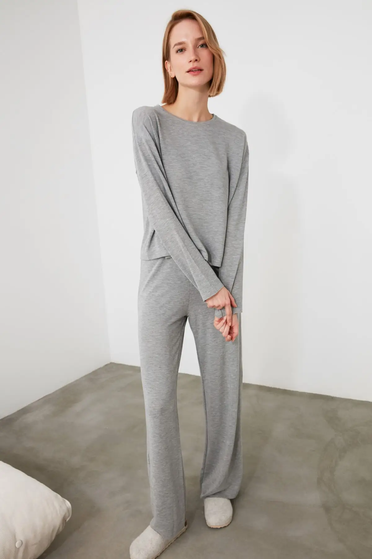 

Trendyol Knitted Pajamas Set THMAW21PT0684