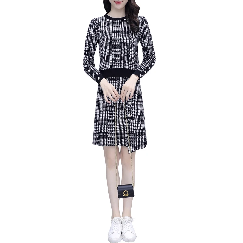 

Joker sweater female outfit skirt to show thin knitting two-piece qiu dong temperament minus age suit women dress tide
