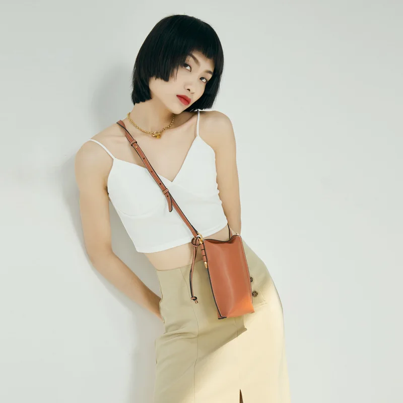 

Women's New Fashion Concise Mini Phone Bag Vintage Crossbody Bag Shoulder Bag Bucket Bag Office Daily