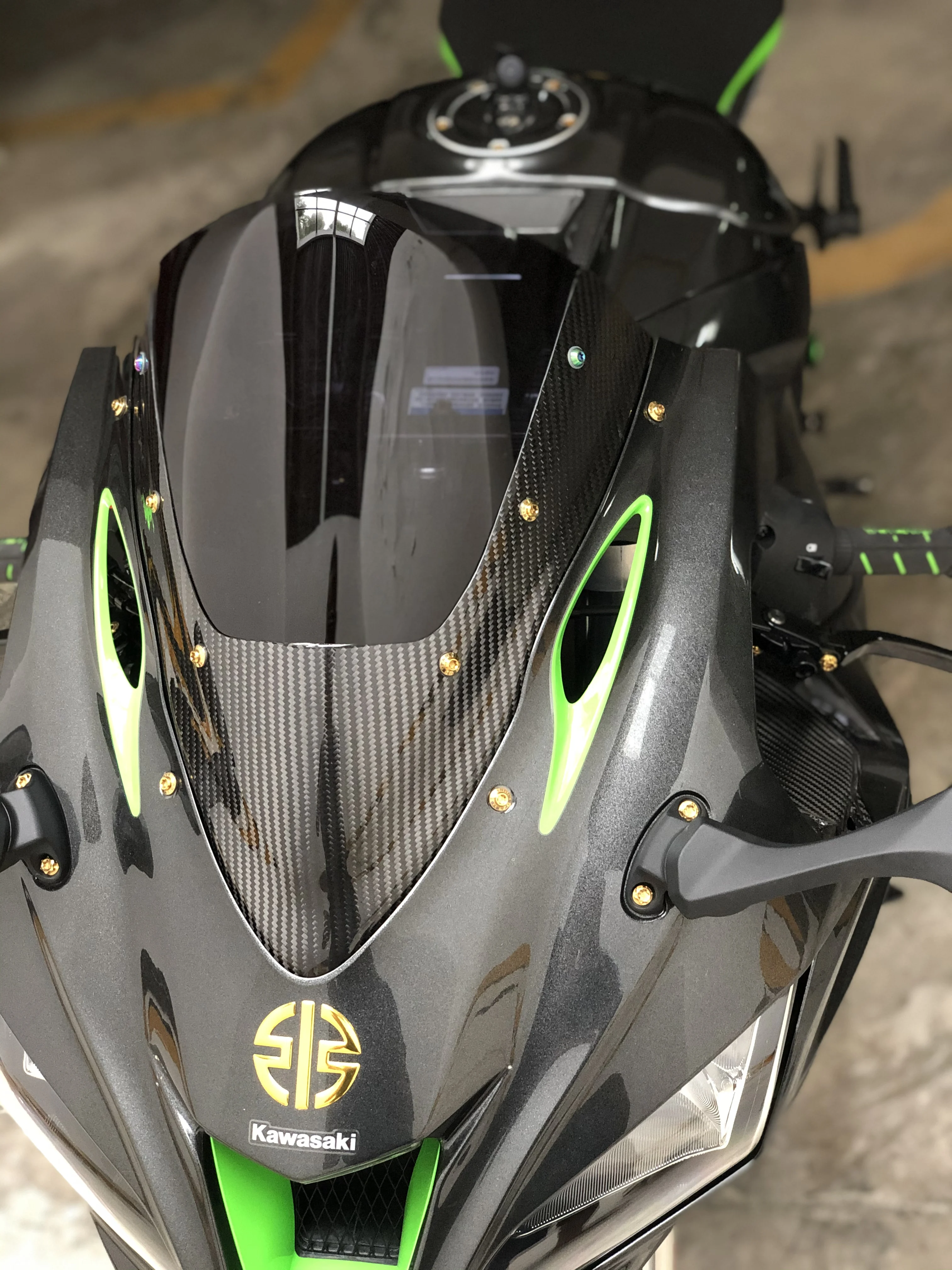 

Motorcycle Wind Deflectors Wind shield Windshield WindScreen With Carbon Fiber For KAWASAKI ZX10R 2016-2021