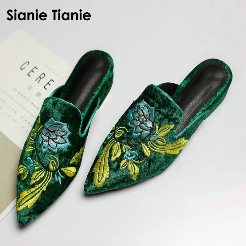 

Sianie Tianie flock pointed toe green red oriental embroidery woman slippers flower embroider women slides mules big size 43 44