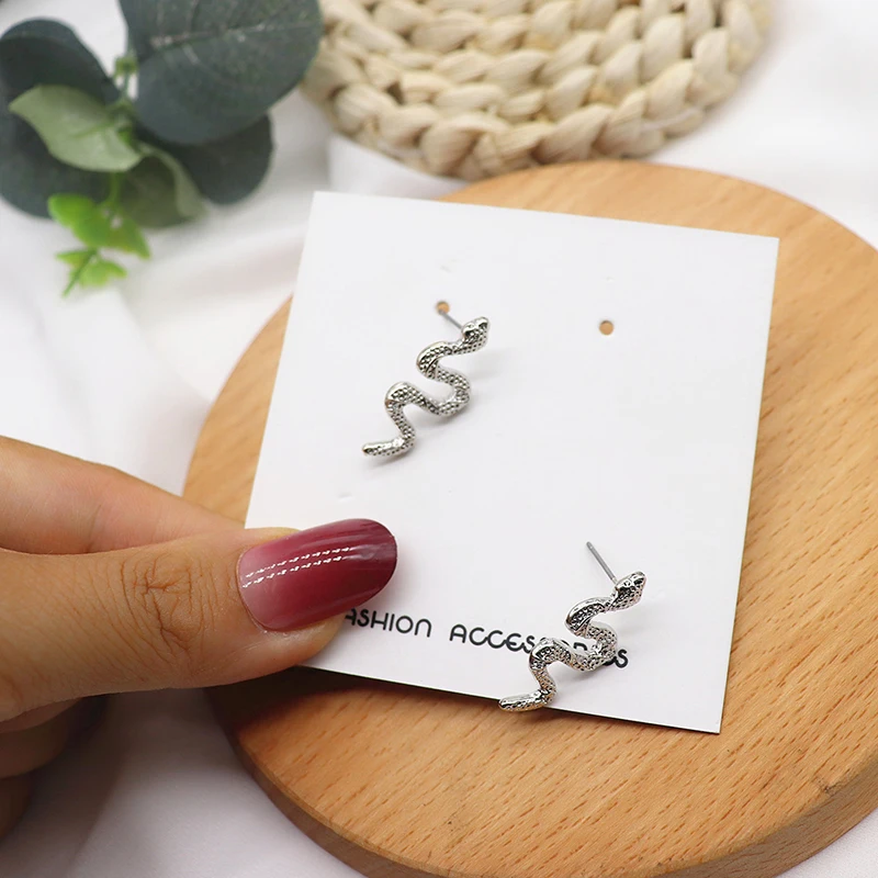 Женские длинные серьги-змеи в стиле панк винтажные серьги-гвоздики золотого