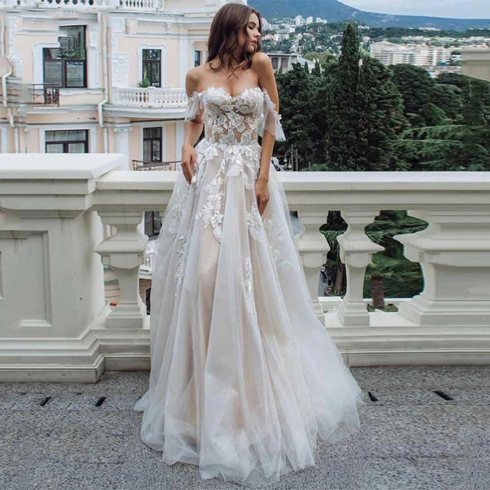 

Bohemian Champagne Weddding Dresses Lace Appliques Sweetheart Off the Shoulder A Line Backless Court Train Bridal Gowns Custom