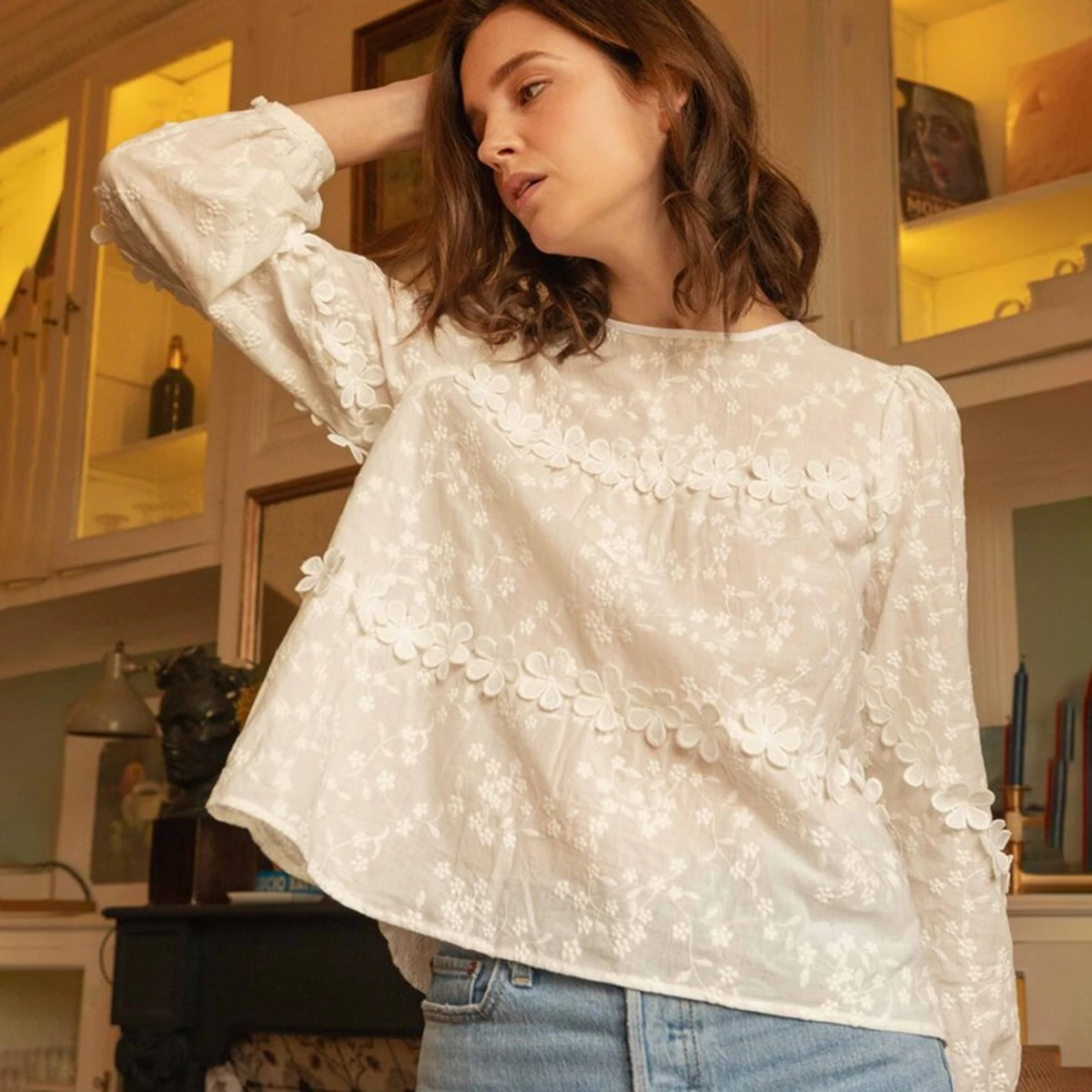 

Flowers Appliques Graphic Blouse Woman Autumn Long Lantern Sleeve Round Neck Cozy Shirts Female Casual Vintage Elegant Shirt Top