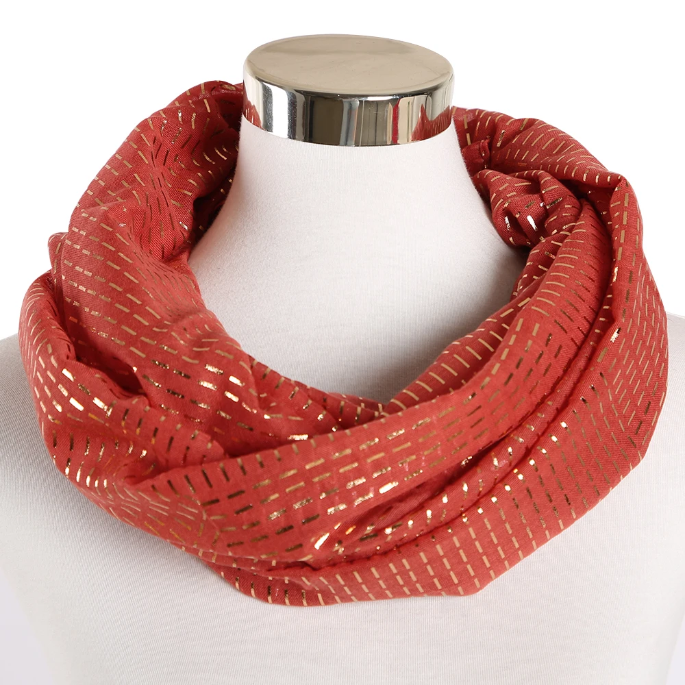 Шарф женский блестящий золотистый длинный желтого и красного цветов в полоску 2019