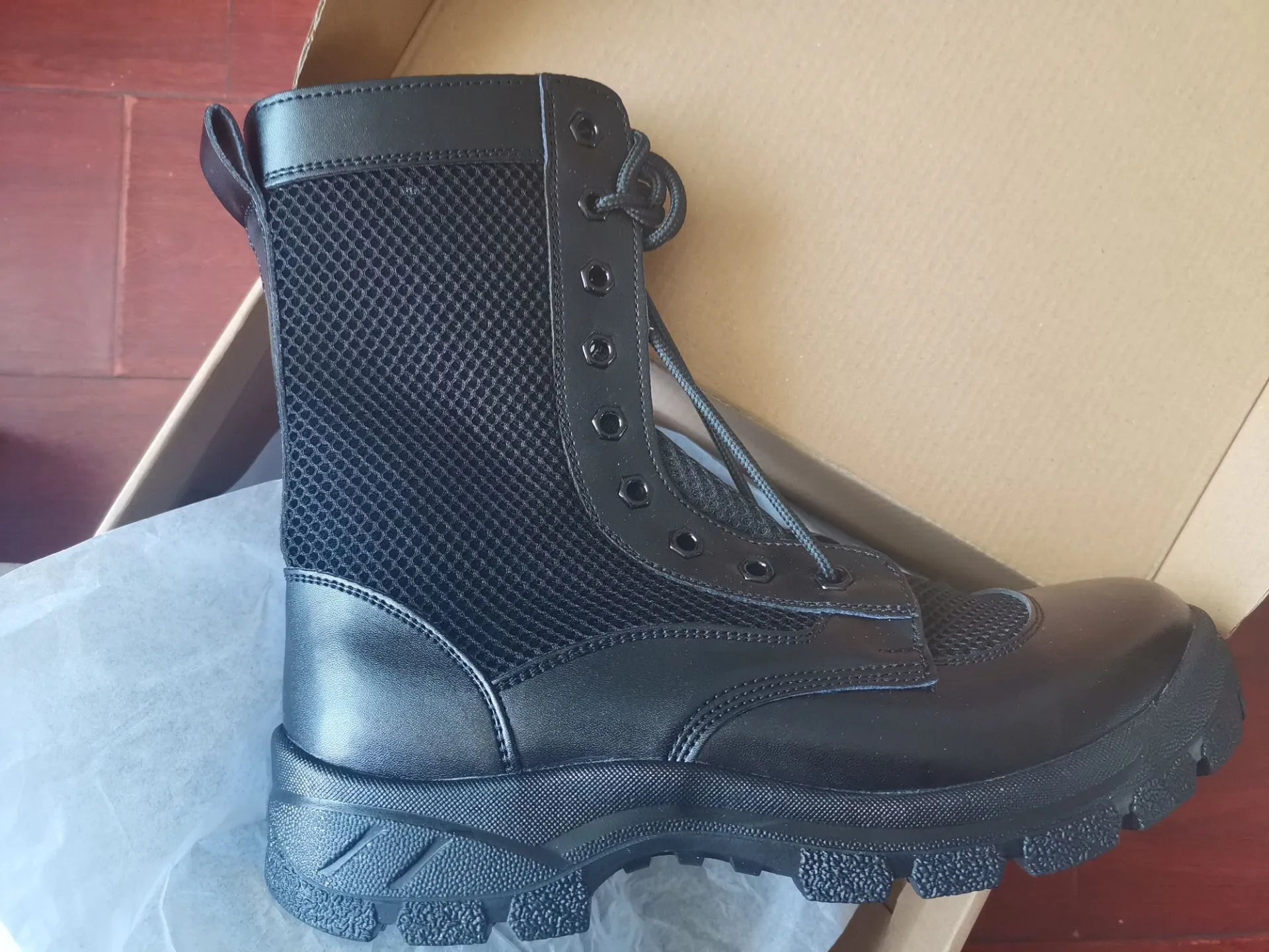 2018 Summer men's army boots special soldiers leather mesh breathable zipper combat ultra-light army training security boots