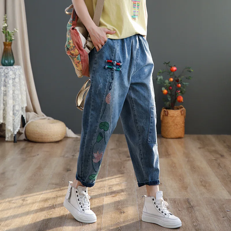 

Женские укороченные джинсы FAKUNTN, винтажные свободные эластичные джинсовые шаровары в стиле пэчворк светло-голубого цвета с цветочной вышив...