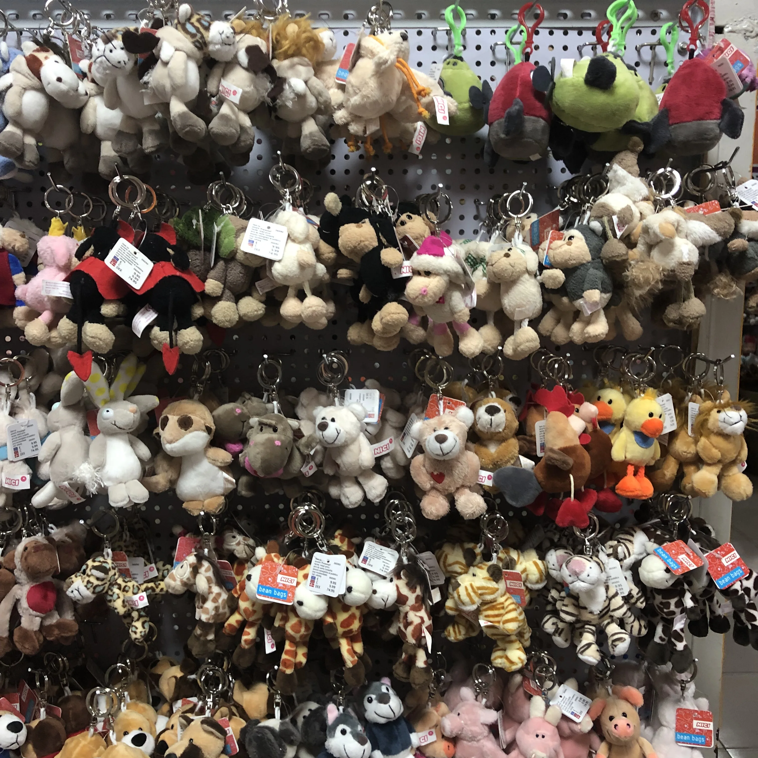 Брелок для ключей с енотом коалой слоном волком 10 см брелок автомобиля подвеска