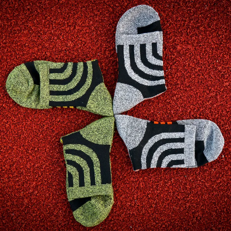 

Winter Sports Thicken Thermal Wool Pile Cashmere Mens Snow Socks Seamless Climbing Hiking Skiing Socks 1/2/5 Pairs EU 39-44