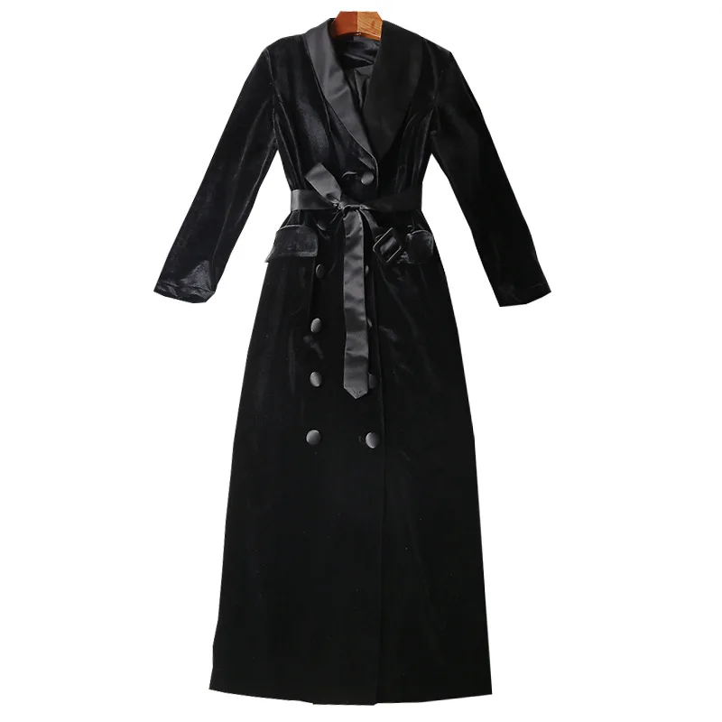 

Coats & Jackets