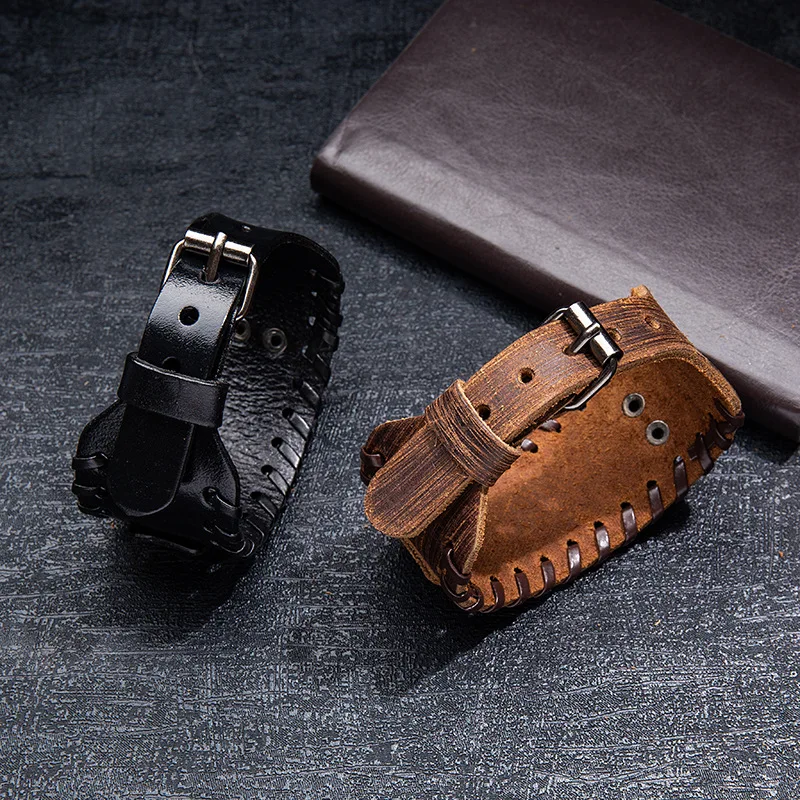 Широкий кожаный браслет с шармами пятиконечный мужской изображением дерева