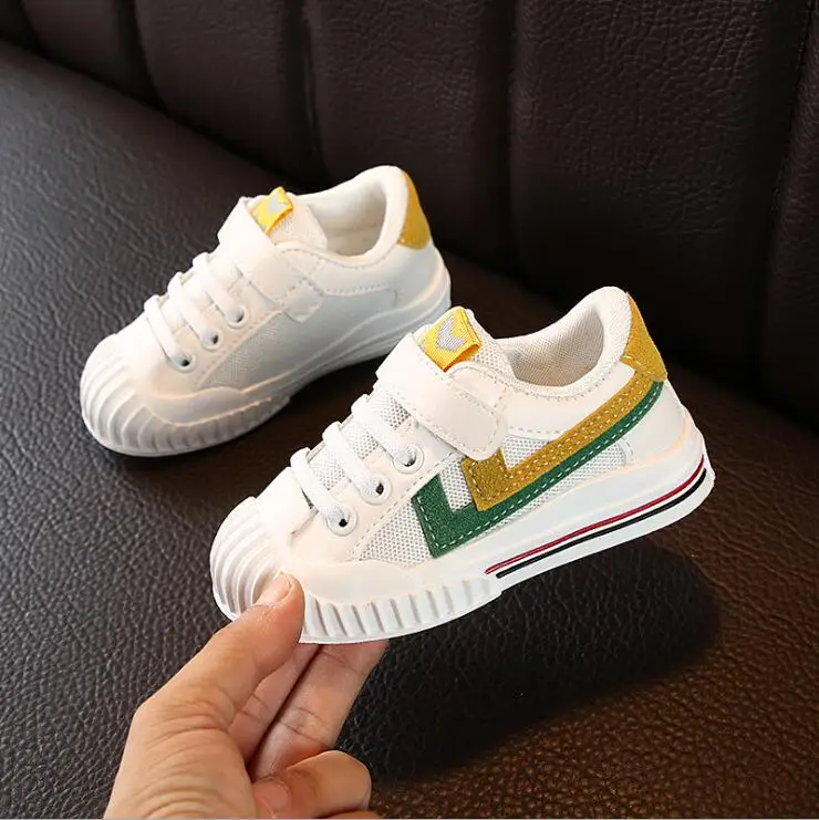 Детские кроссовки Нескользящие на мягкой подошве повседневная обувь плоской