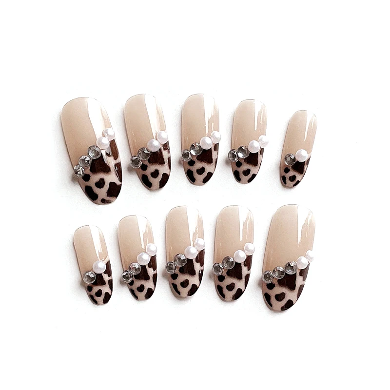 

Wholesale 24pcs Leopard Pearl Wear Long Paragraph Fashion Manicure Patch False Nails Save Time Wearable Nail Patch M3