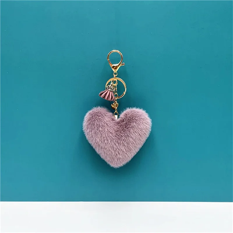 Новый брелок с кисточкой в форме персикового сердца милая подвеска плюшевый для