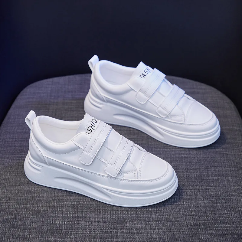 

2021 New Spring Women Casual Shoes Leather Fashion Comfortable Girl Height Increasing Leisure Flat Platform Shoes Sneakers