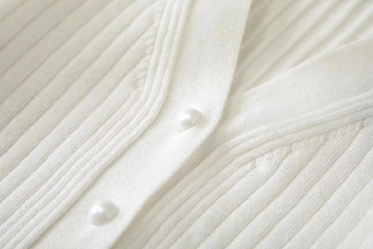 Women Deep V Neck Single Breasted Solid Sweater with Ruffle Trim Crop Cardigan |