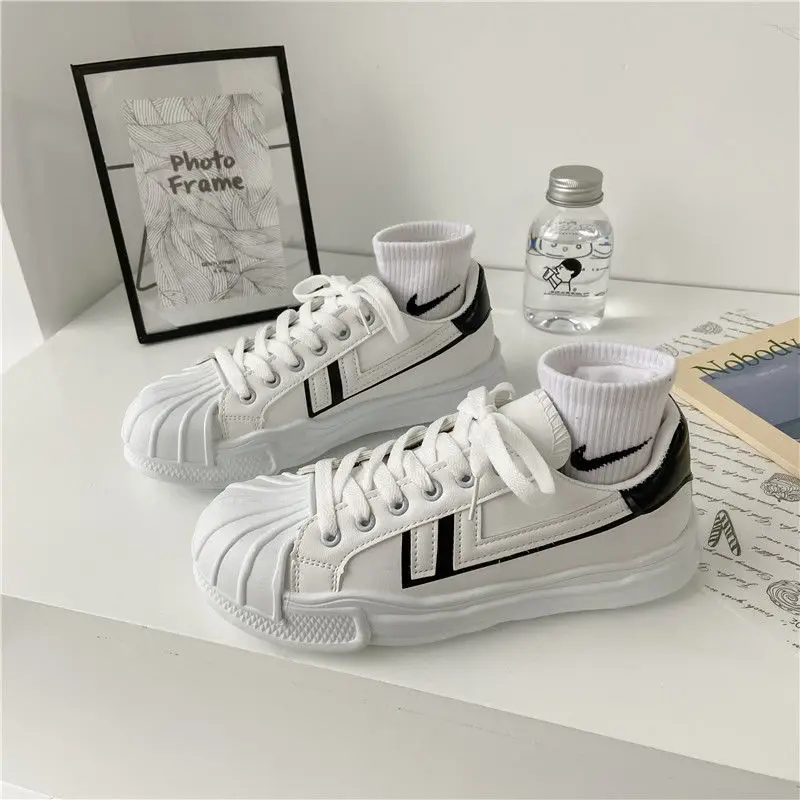 

Женские кроссовки с сетчатым красным изголовьем, модель 2021 года, весна-осень, модные Универсальные кроссовки для отдыха и спорта, маленькие ...