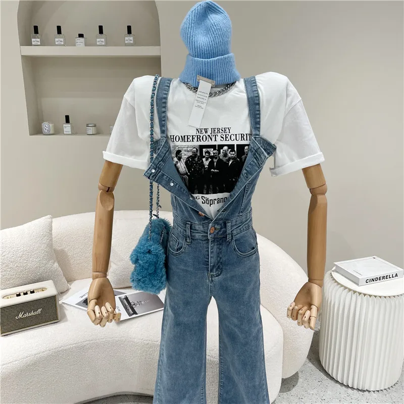 

Women's Spring 2021 Fashion Denim suspender chest wrapped Jumpsuit Button elastic micro trumpet strap pants
