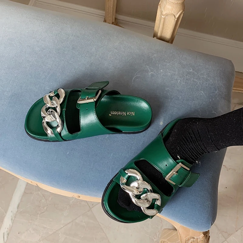 

2021 Women Slippers Summer Flip Flop Shoes Outdoor Sandals Female Metal Slides Ladies Fashion Slides For Woman Slippers Shoes
