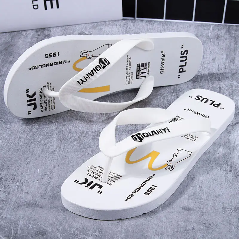 Home travel flip-flops male fashion couple Korean version of non-slip deodorant sandals non-slip wear beach shower slippers