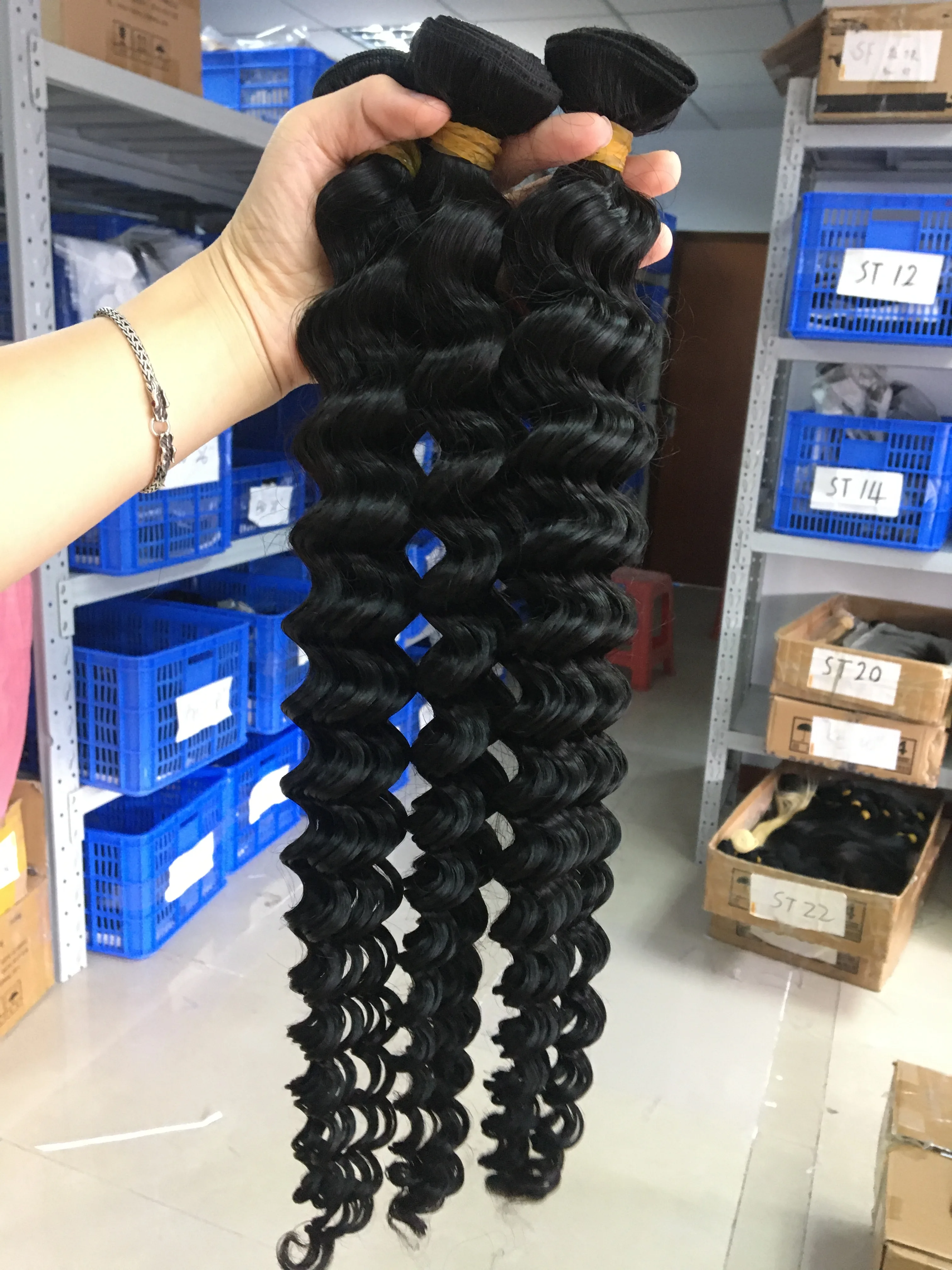 Berryshair перуанские человеческие волосы крупные волнистые пучки натуральный цвет