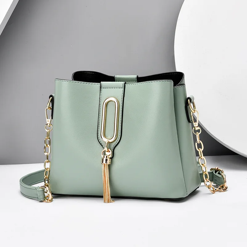 

Summer Casual Female Tassels Bucket Bag 2021 New Style Fashion Large Capacity Leather Chain Shoulder Bag Women