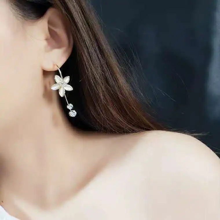

Opal Earrings for Women 2020 New Fashion Jewelry Crystal Flower Dangle Earings Long Ear Ring Gold Color Elegant Luxury Design