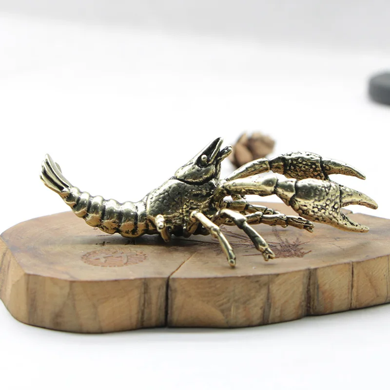 

Миниатюрные латунные фигурки животных