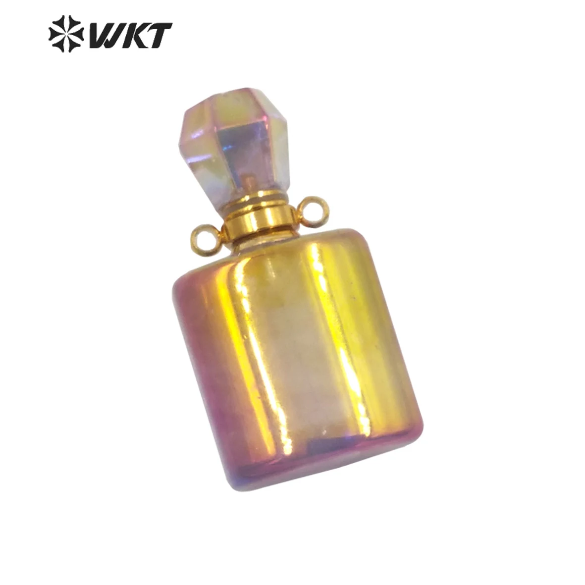 

Женское колье с подвеской в виде бутылки